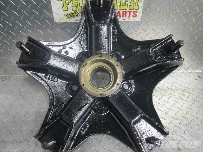 Meritor  Pneumatiky, kola a ráfky