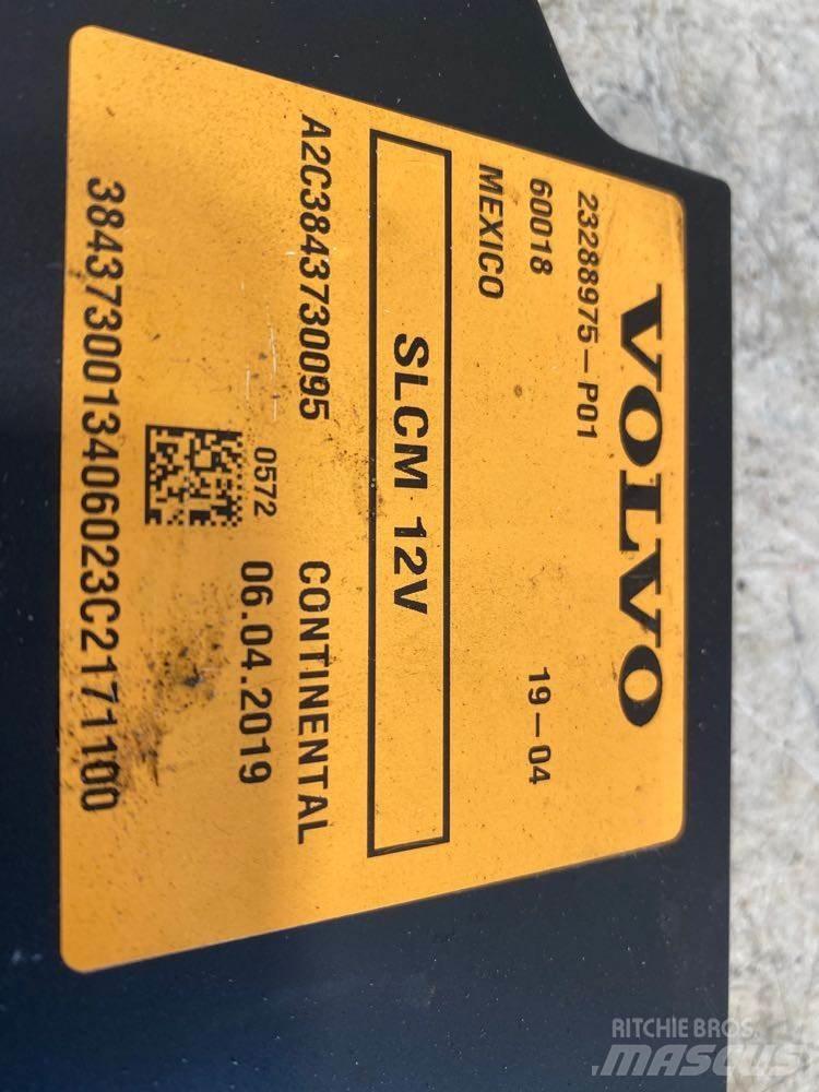 Volvo VNR Kabiny a interiér