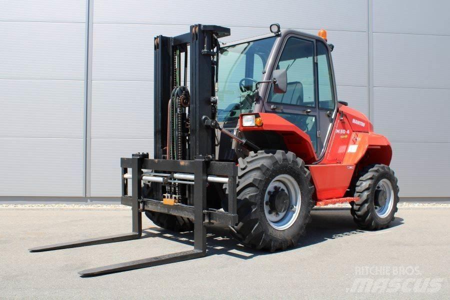 Manitou M 30-4 Terénní vysokozdvižné vozíky