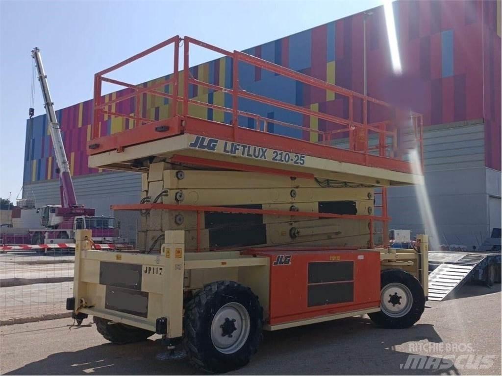 JLG 210-25 Nůžková zvedací plošina