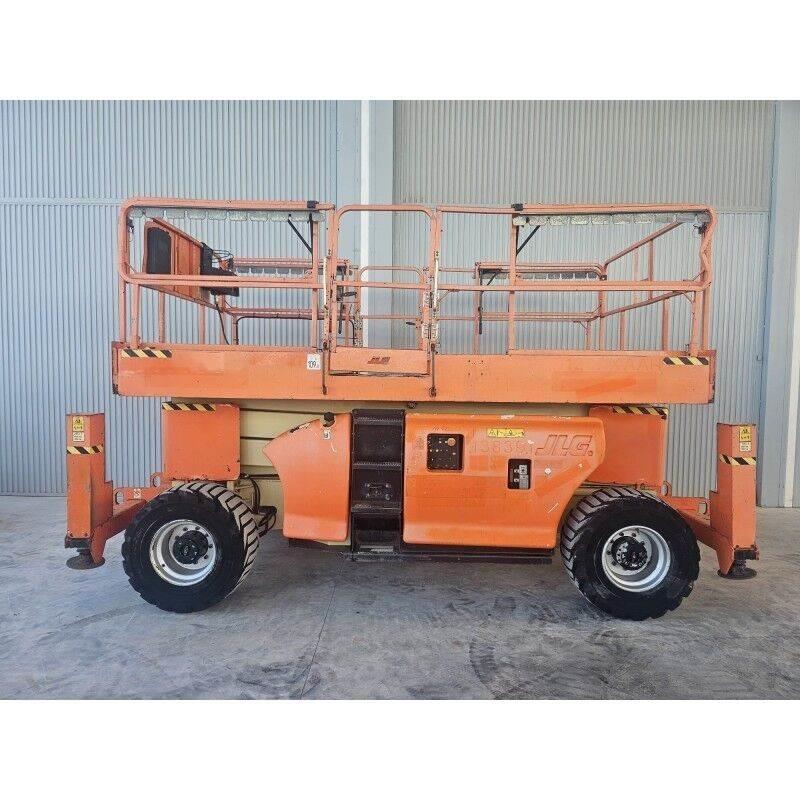 JLG 3394 RT Nůžková zvedací plošina