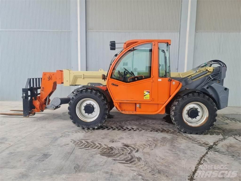 JLG 4013 Teleskopické manipulátory