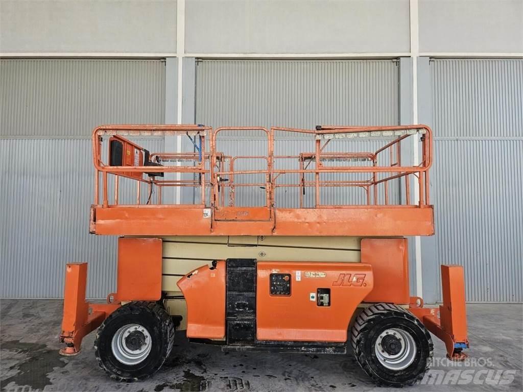 JLG 4394RT Nůžková zvedací plošina
