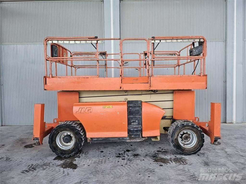 JLG 4394RT Nůžková zvedací plošina