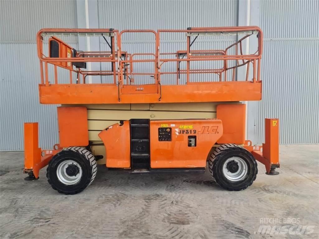 JLG 4394RT Nůžková zvedací plošina