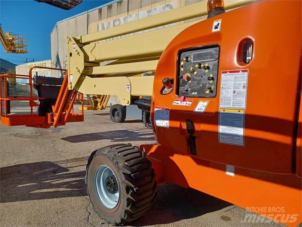 JLG 450AJ Kloubové plošiny