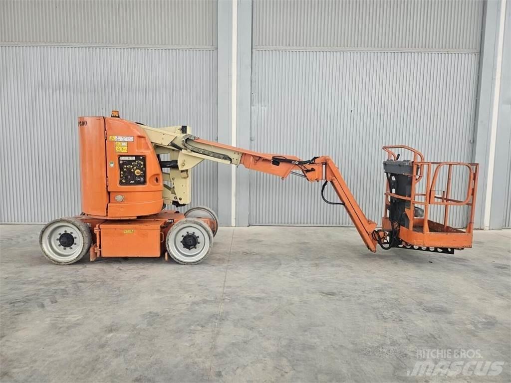 JLG E300AJP Kloubové plošiny