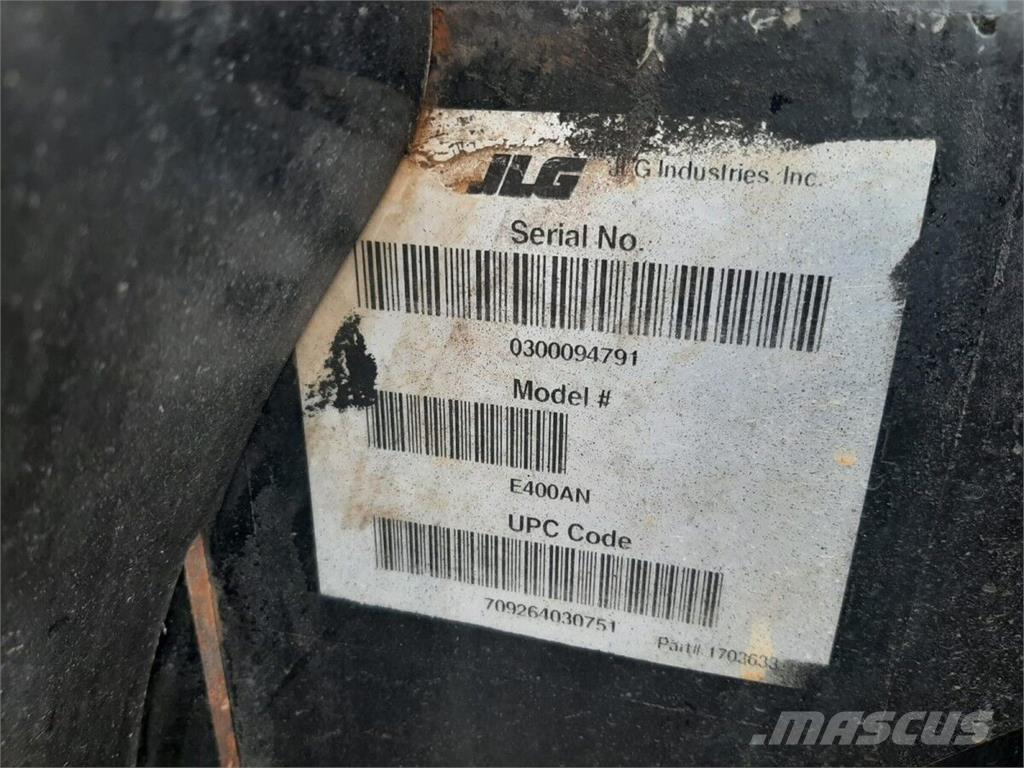 JLG E400AN Kloubové plošiny