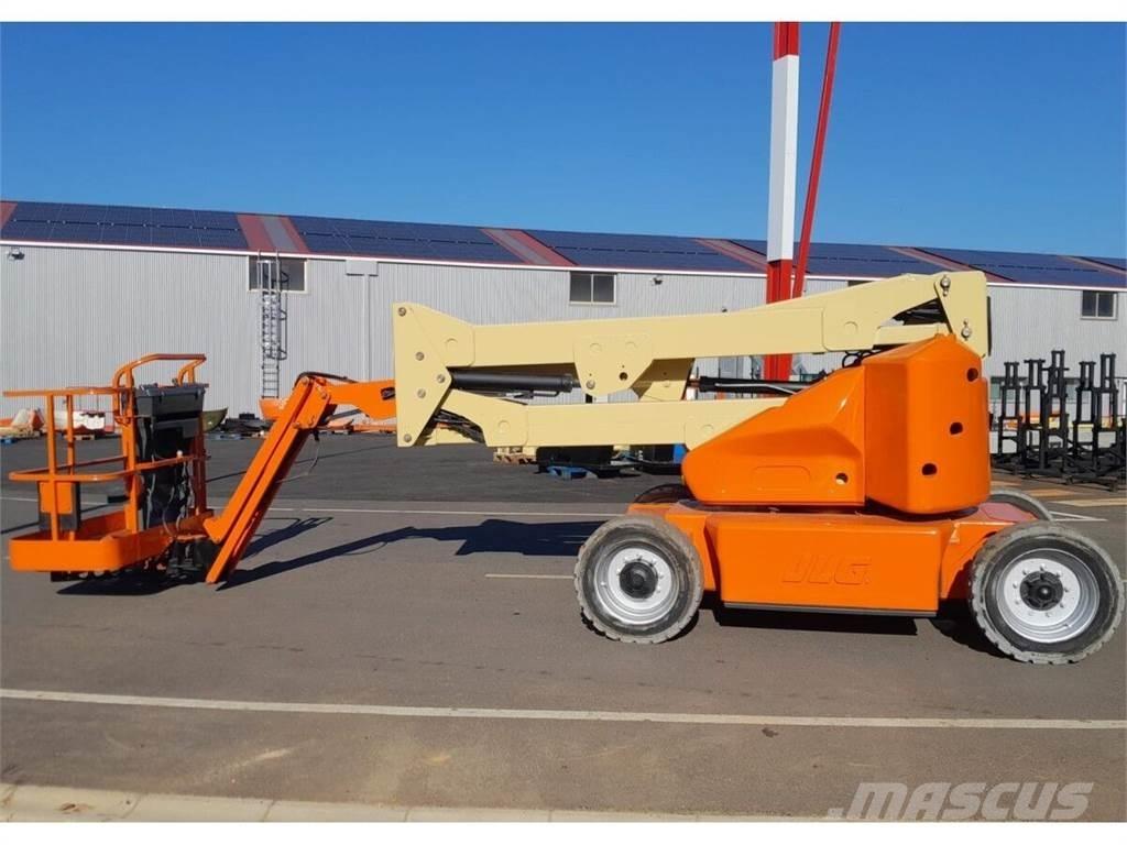 JLG E450AJ Kloubové plošiny