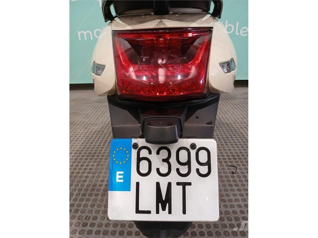  Urban D6 Terénní vozidla