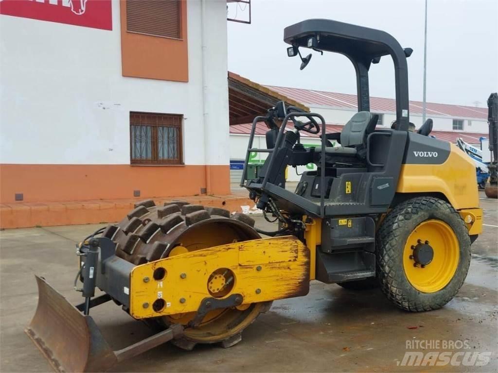 Volvo SD45B Půdní kompaktory