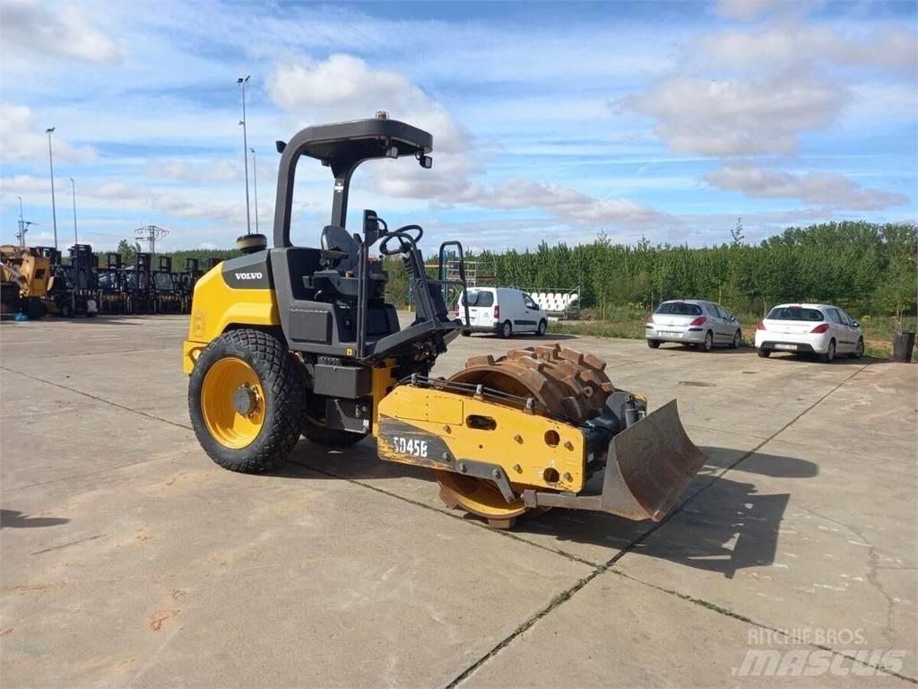 Volvo SD45B Tahačové válce