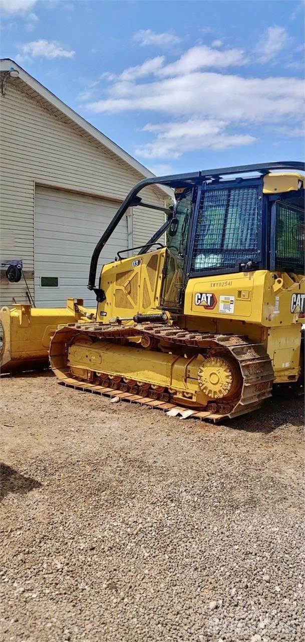 CAT D3 LGP Pásové dozery