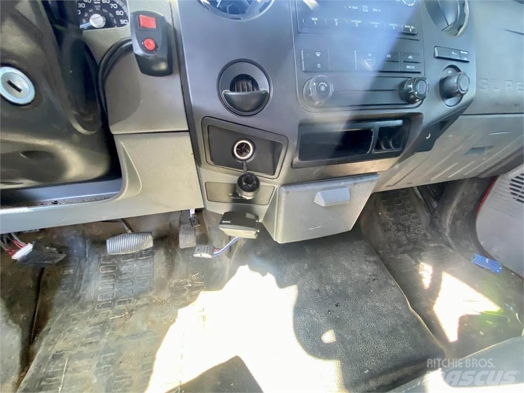 Ford F250 Valníky/Sklápěcí bočnice