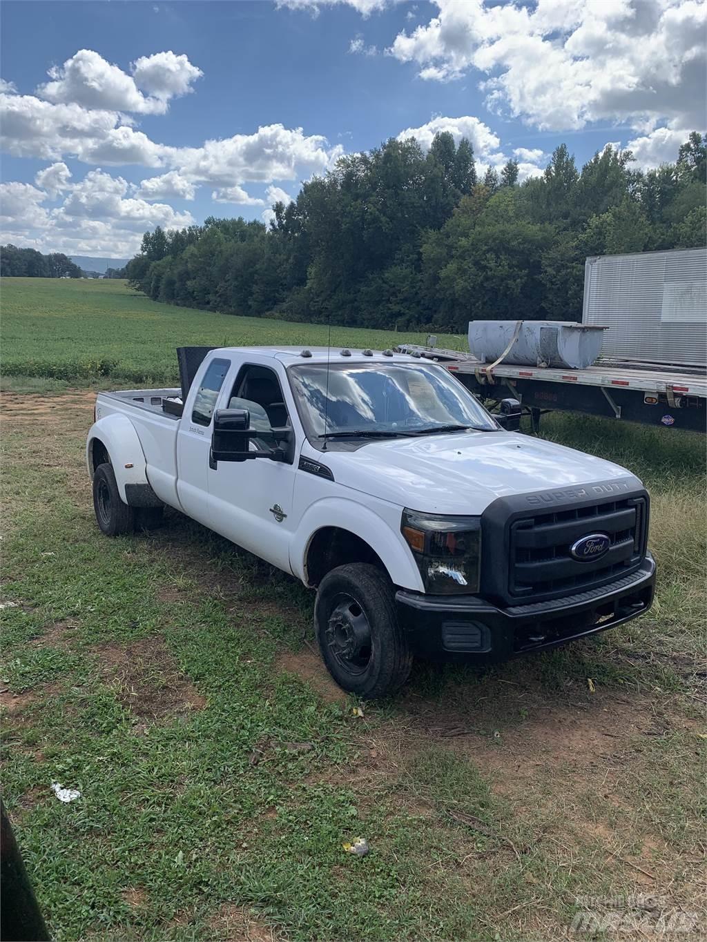 Ford F350 Další