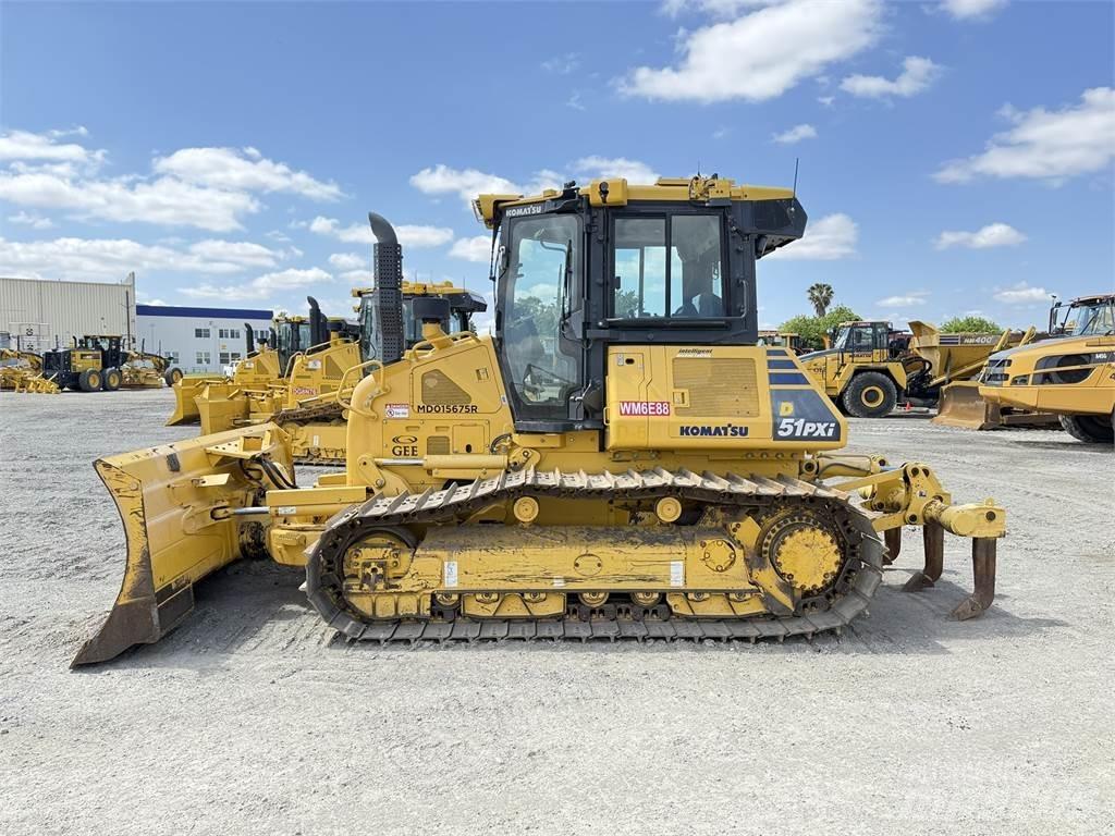 Komatsu D51PXi-24 Pásové dozery