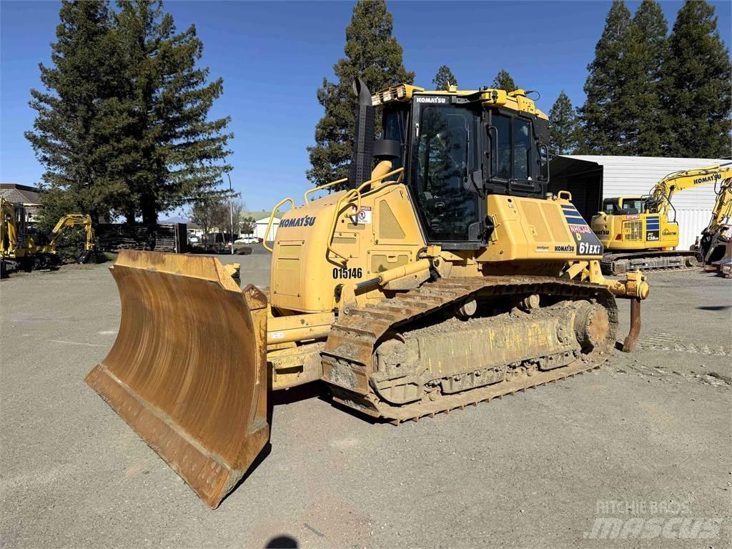 Komatsu D61EXi-24 Pásové dozery