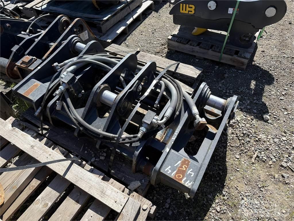 Komatsu WA320 QC Rychlospojky