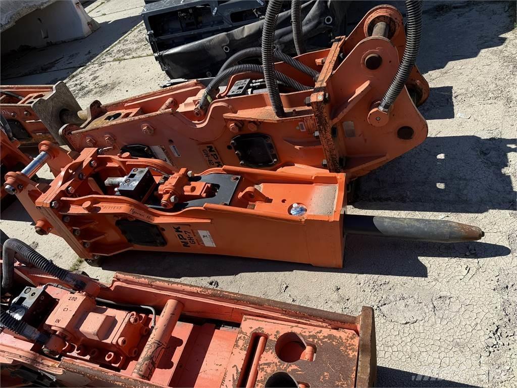 NPK GH-7 HAMMER Bourací kladiva / Sbíječky