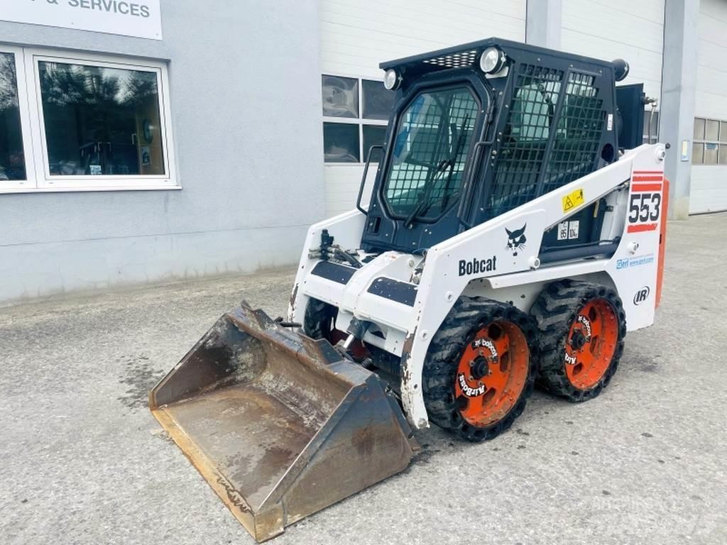 Bobcat 553 Smykem řízené nakladače