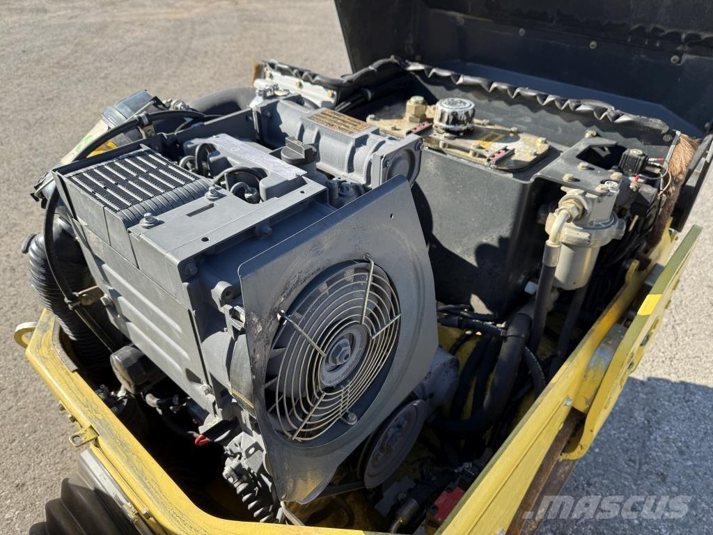 Bomag BW 100 AD-3 Tandemové válce