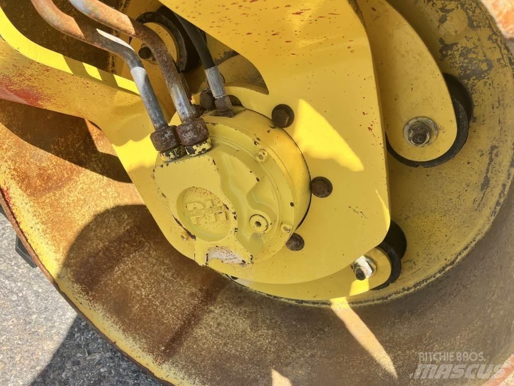 Bomag BW 120 AD-4 Tandemové válce