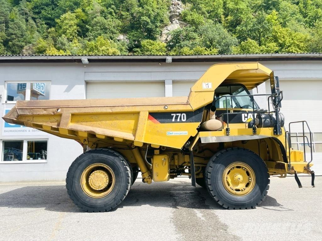 CAT 770 Kloubové dempry