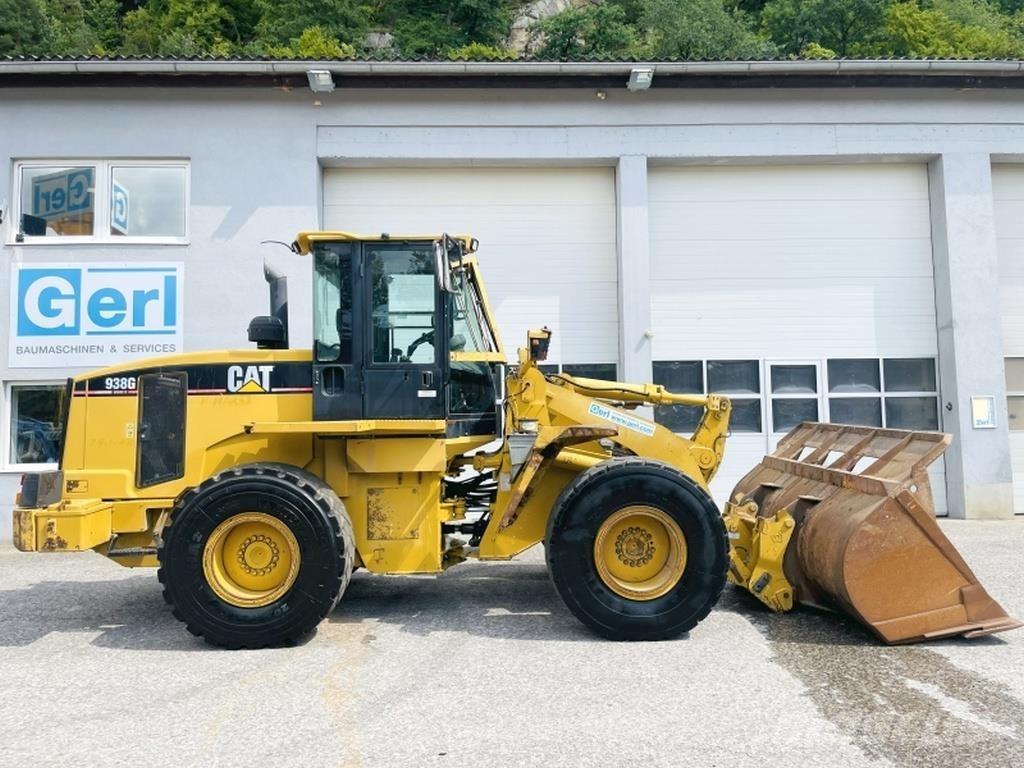 CAT 938 G2 Kolové nakladače