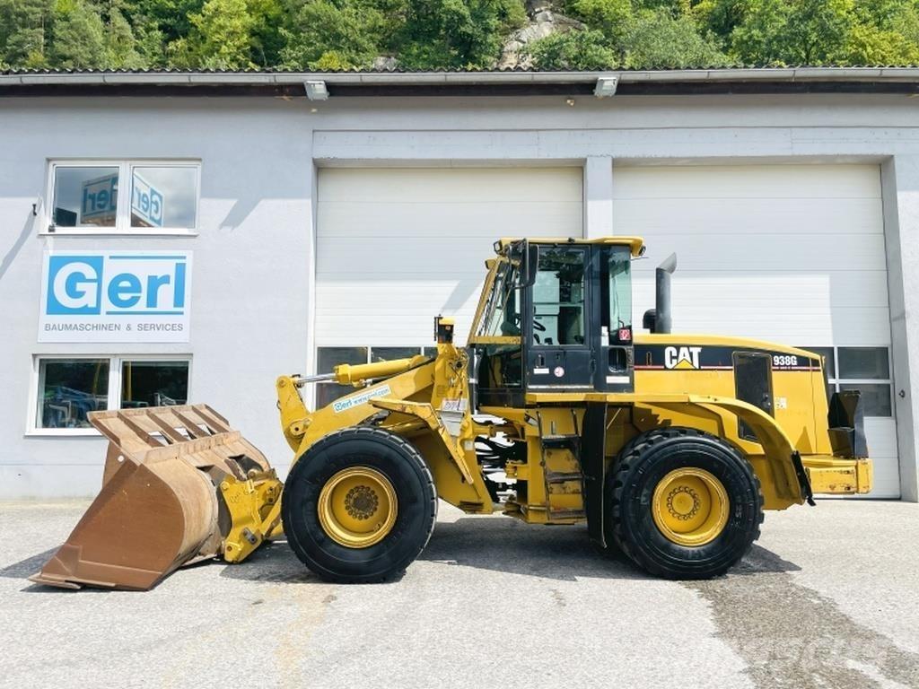 CAT 938 G2 Kolové nakladače
