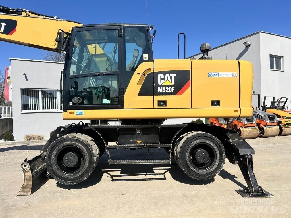CAT M 320 F Kolová rýpadla