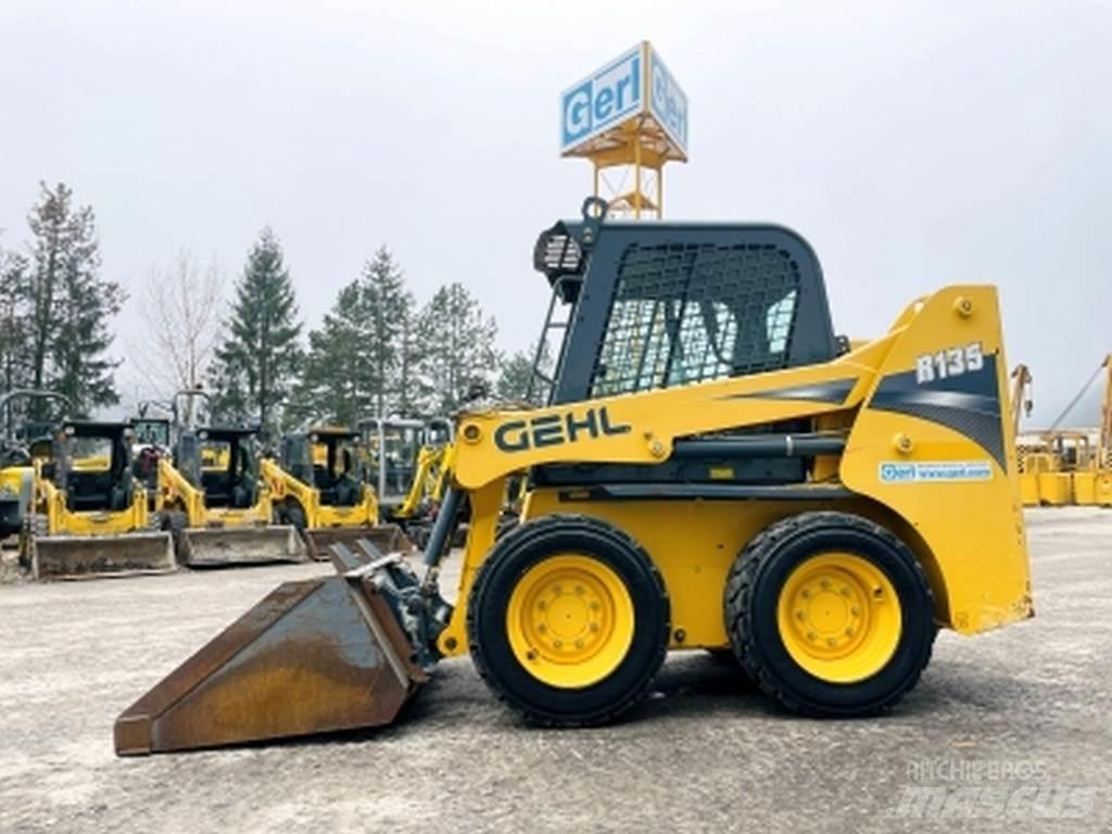Gehl R135 Smykem řízené nakladače