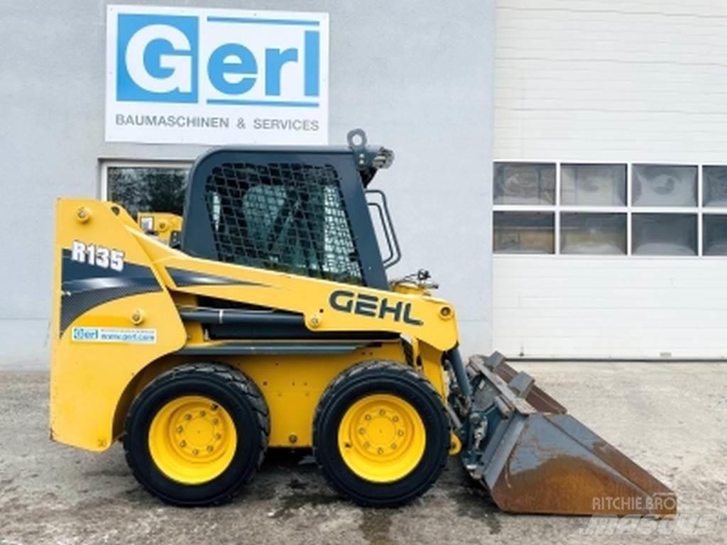 Gehl R135 Smykem řízené nakladače