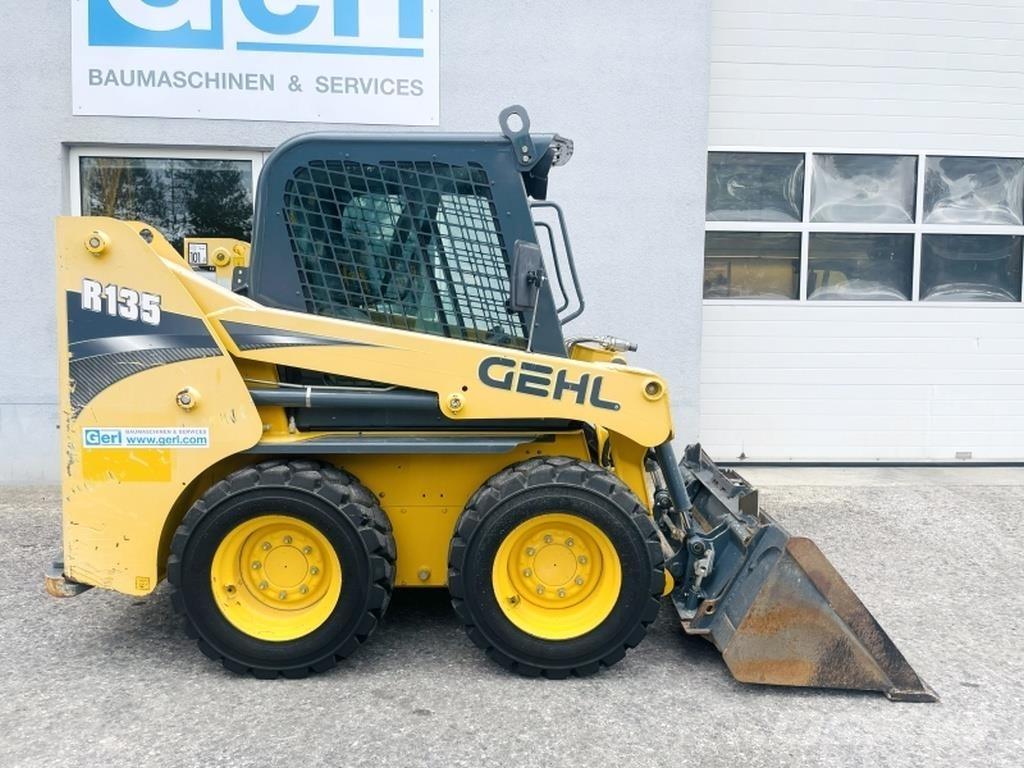 Gehl R135 Smykem řízené nakladače