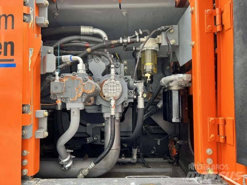 Hitachi ZX 520 LCH-5 Pásová rýpadla