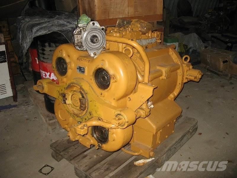 Komatsu HD325-3 Getriebe Ostatní komponenty