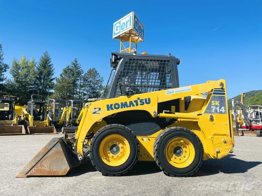 Komatsu SK714-5 Smykem řízené nakladače