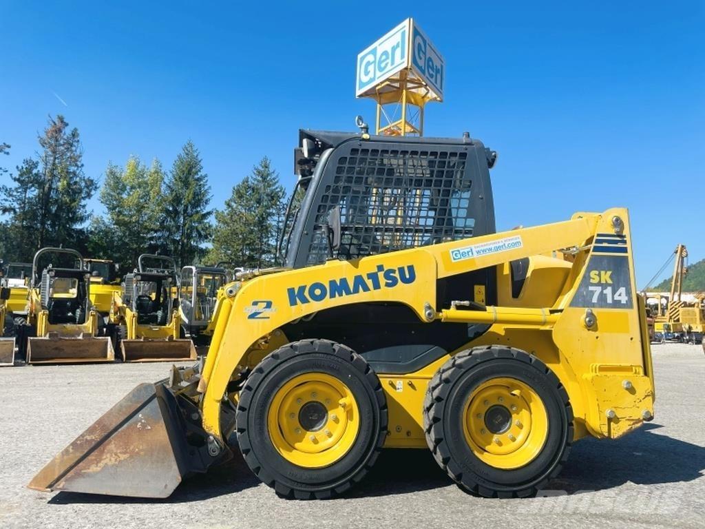 Komatsu SK714-5 Smykem řízené nakladače