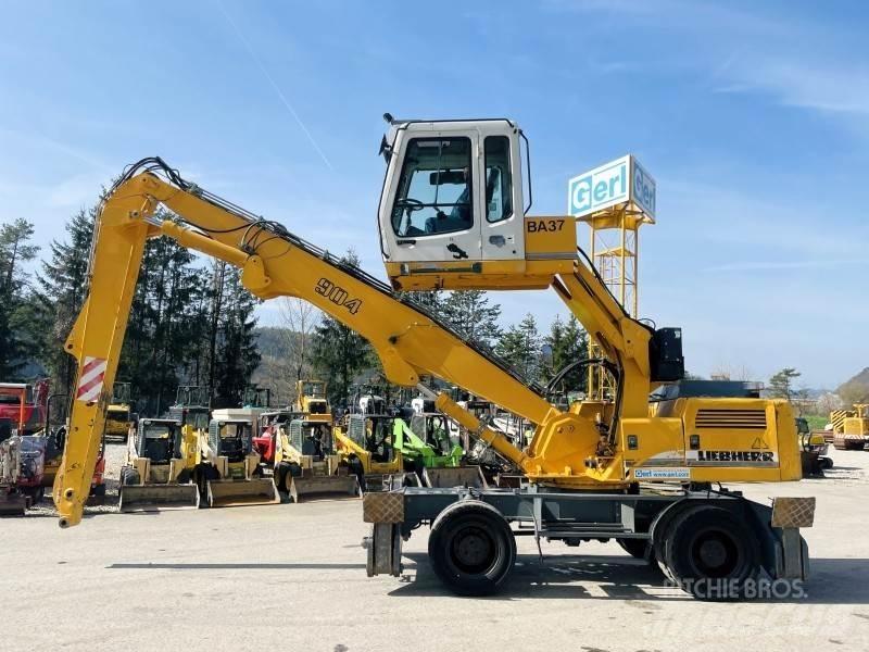 Liebherr A904 Stroje pro manipulaci s odpadem