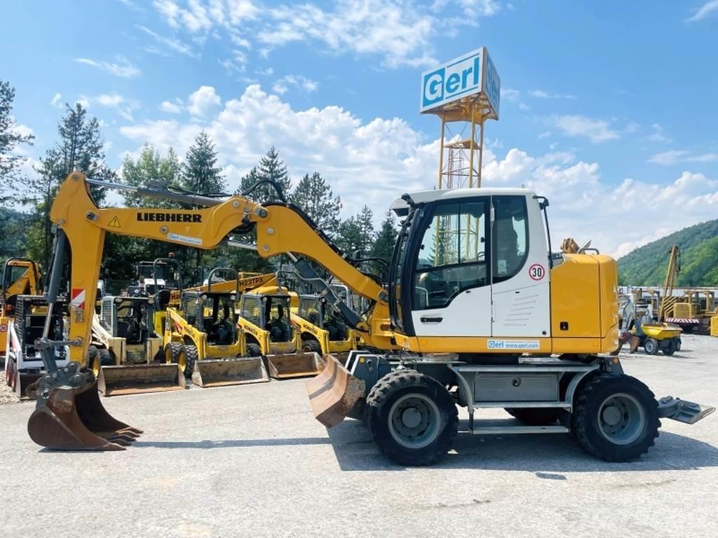 Liebherr A910 Compact Kolová rýpadla