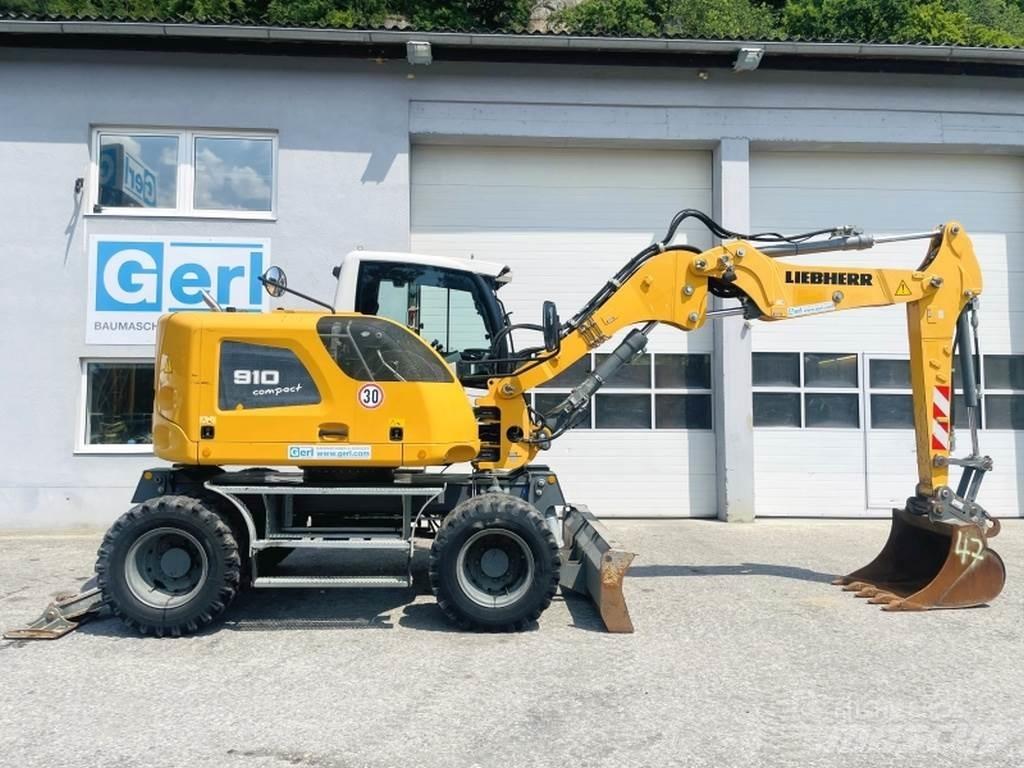 Liebherr A910 Compact Kolová rýpadla