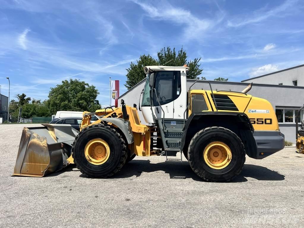 Liebherr L 550 Kolové nakladače