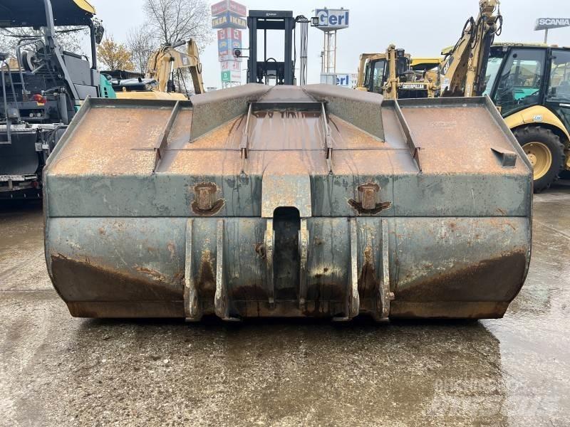 Liebherr Schaufel L 574 Kolové nakladače