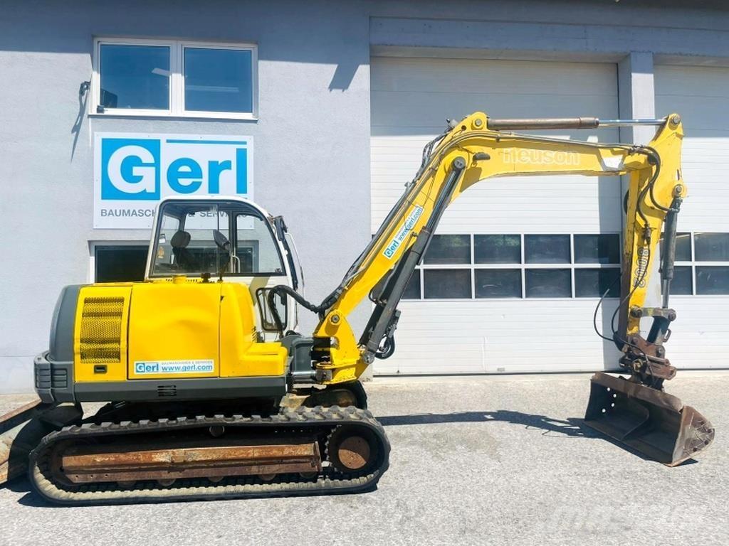 Neuson 8002 RDV Mini rýpadla < 7t