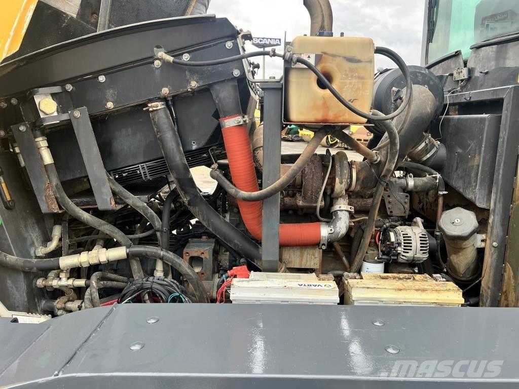New Holland F 106.6 A Grejdry