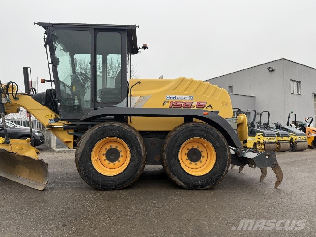 New Holland F 156.6 A Grejdry