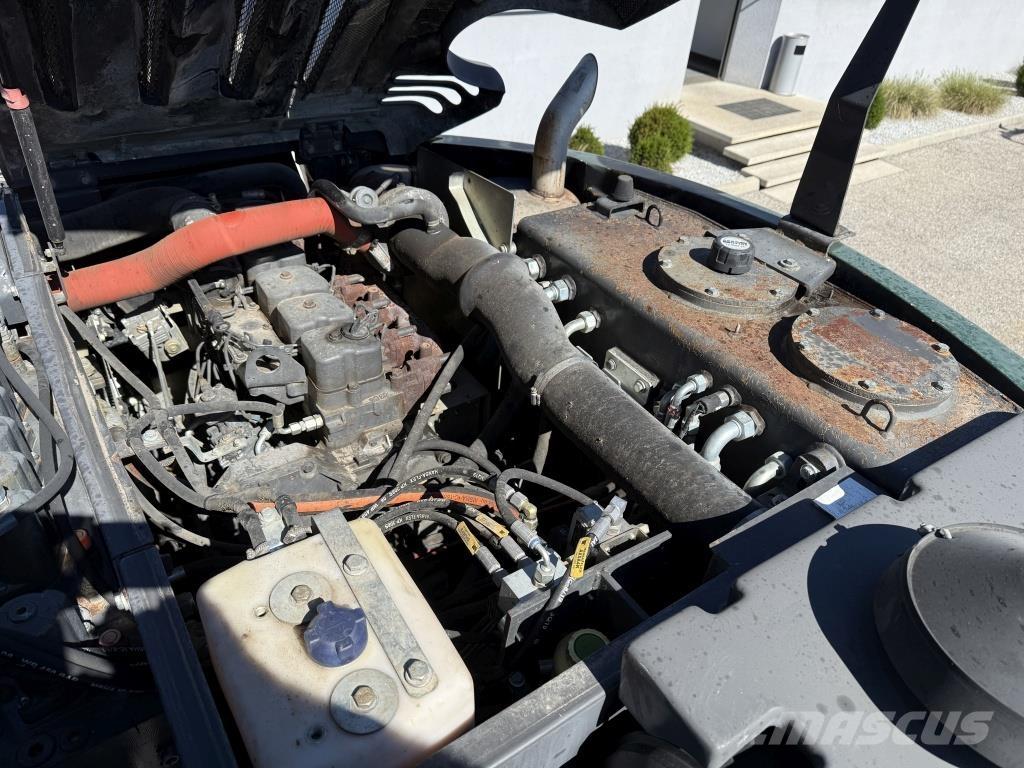 New Holland MH-Plus Kolová rýpadla