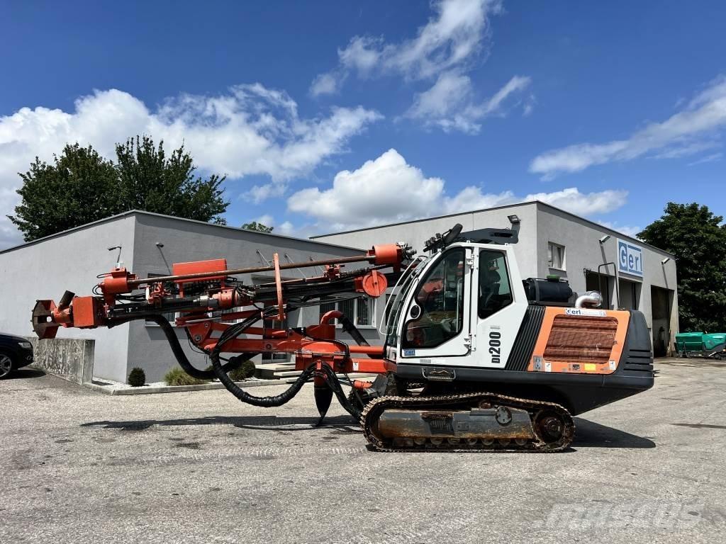 Sandvik DI 200 Vrtací stroje