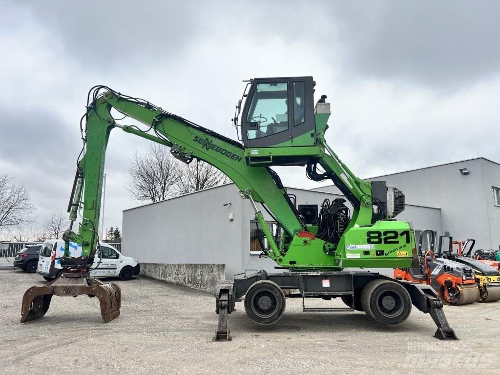 Sennebogen 821 M Stroje pro manipulaci s odpadem