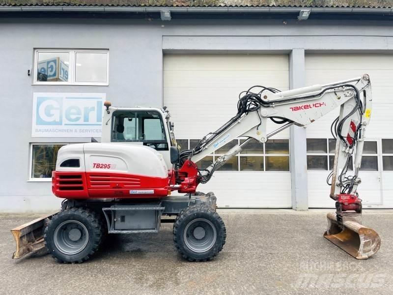 Takeuchi TB295W Kolová rýpadla