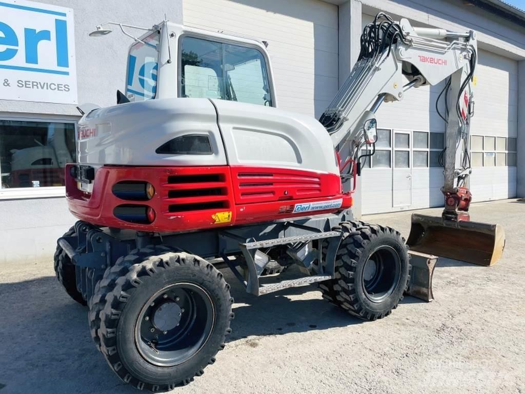 Takeuchi TB295W Kolová rýpadla